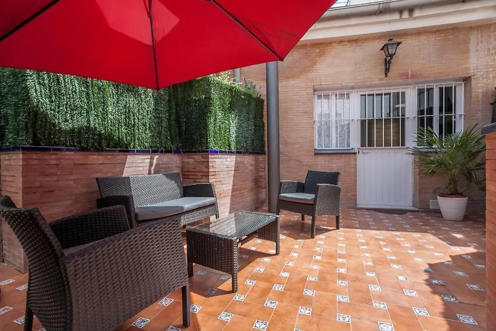 Gavidia Center Premium Suites, Free Parking Seville Apartment